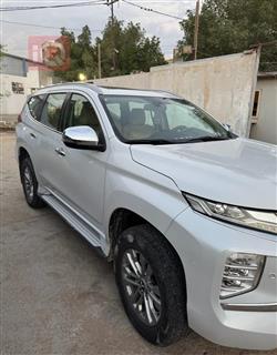 میتسوبیشی پاجیرۆ سپۆرت